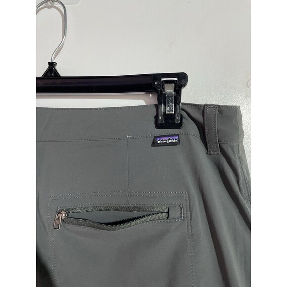 Patagonia Pants Mens 36 Gray Quandry Convertible Zip Off Hiking Outdoor Nylon - Picture 4 of 11